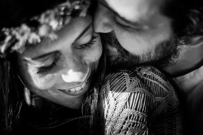
	bacio tra innamorati
