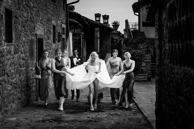 
	sposa e damigelle
