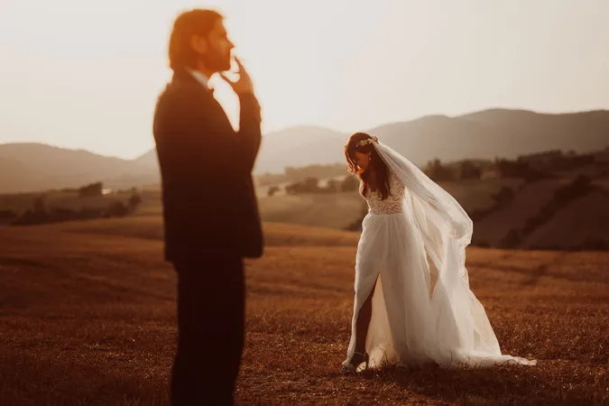 
	matrimonio campagna toscana
